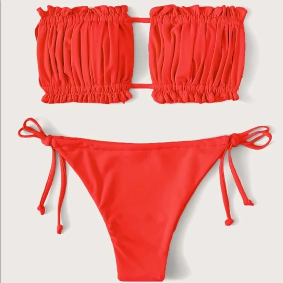 Red swimsuit/Bikini - Picture 2 of 2